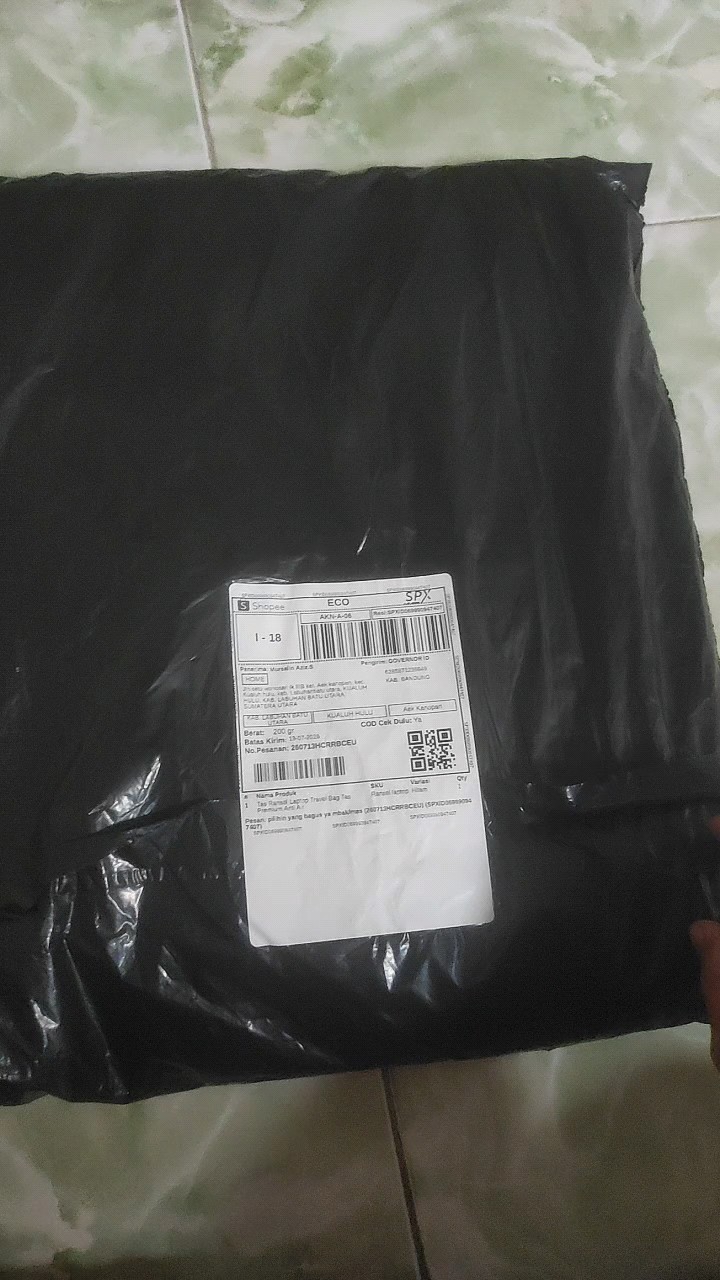 Tas Ransel Laptop Travel Bag Tas Premium Anti Air - Foto ulasan pembeli