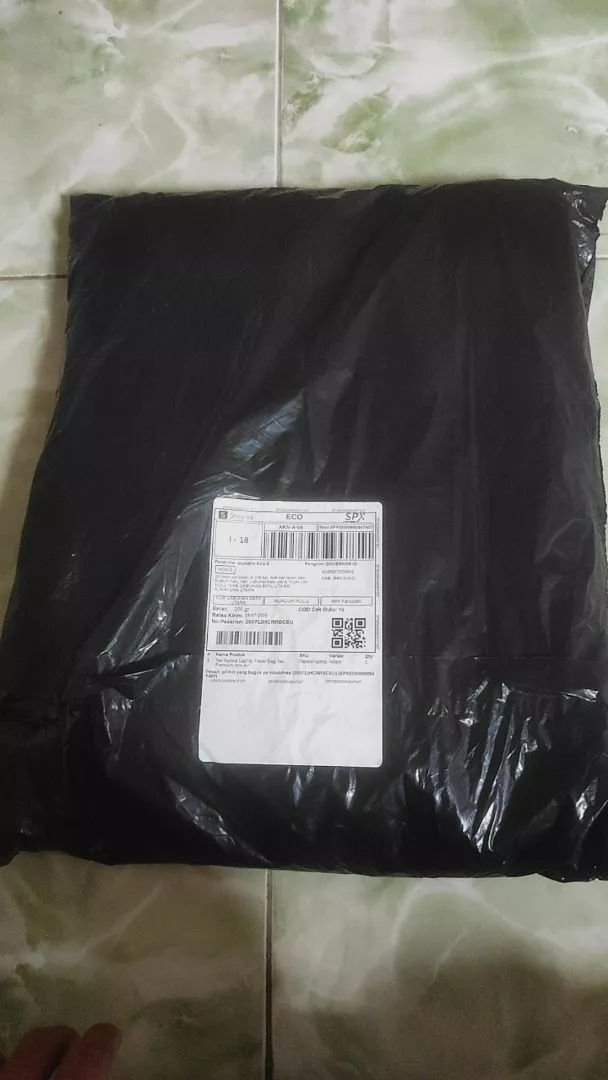 Tas Ransel Laptop Travel Bag Tas Premium Anti Air - Foto ulasan pembeli