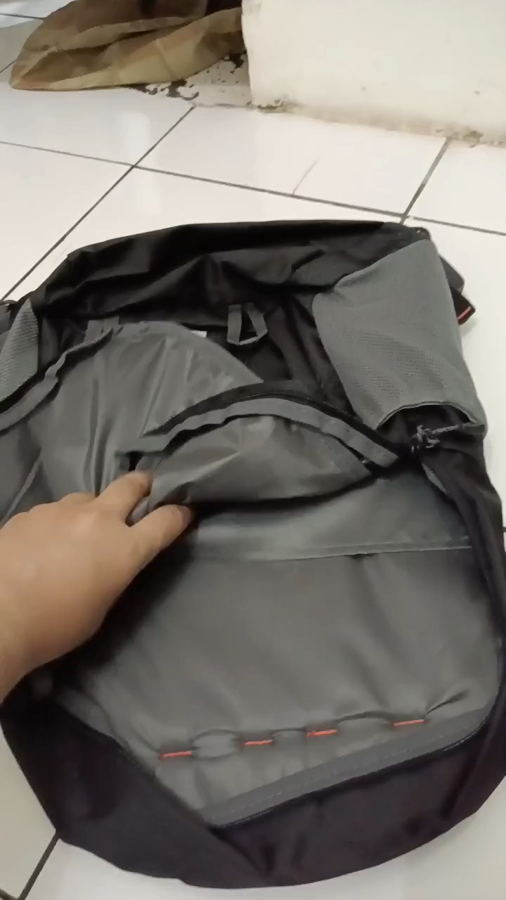 TAS RANSEL PRIA 25 Ltr + Raincover - Foto ulasan pembeli