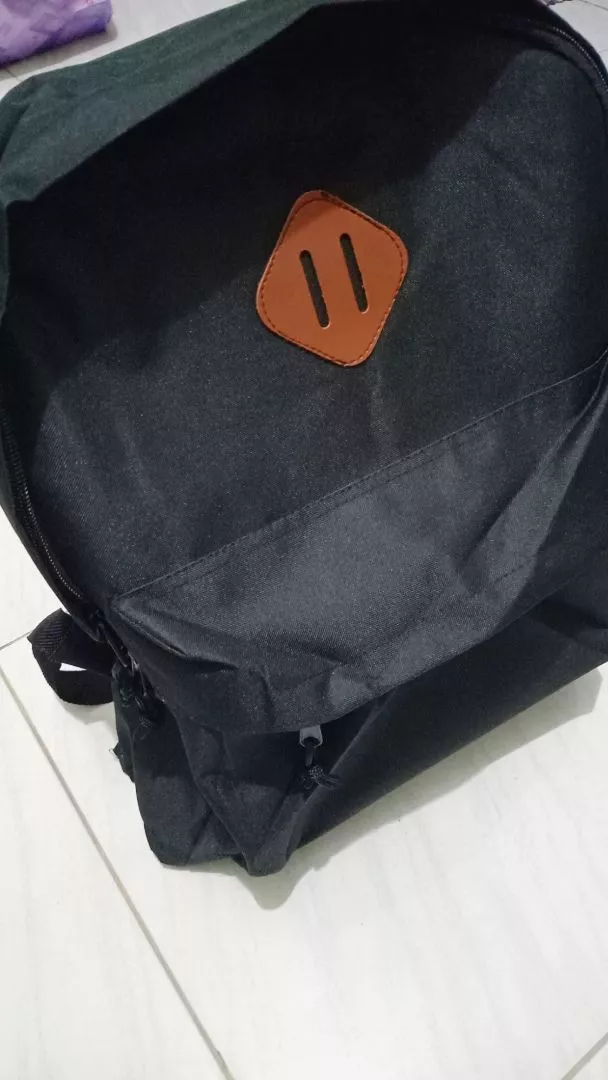 TAS RANSEL PRIA DISTRO POLOS Tas Punggung Cowok Cewek Remaja Backpack Simple Casual Basic / Tas Sekolah Anak Laki-laki Perempuan - Foto ulasan pembeli