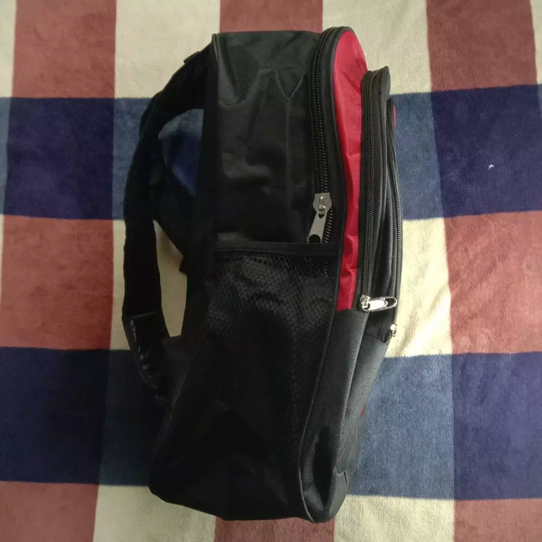 Tas Ransel Pria Wanita Murah Ada Saku Laptop - Foto ulasan pembeli