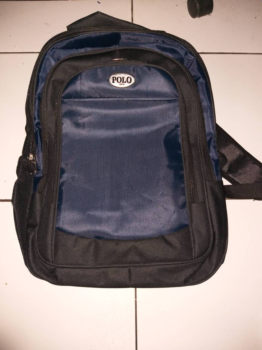Tas Ransel Pria Wanita Murah Ada Saku Laptop - Foto ulasan pembeli