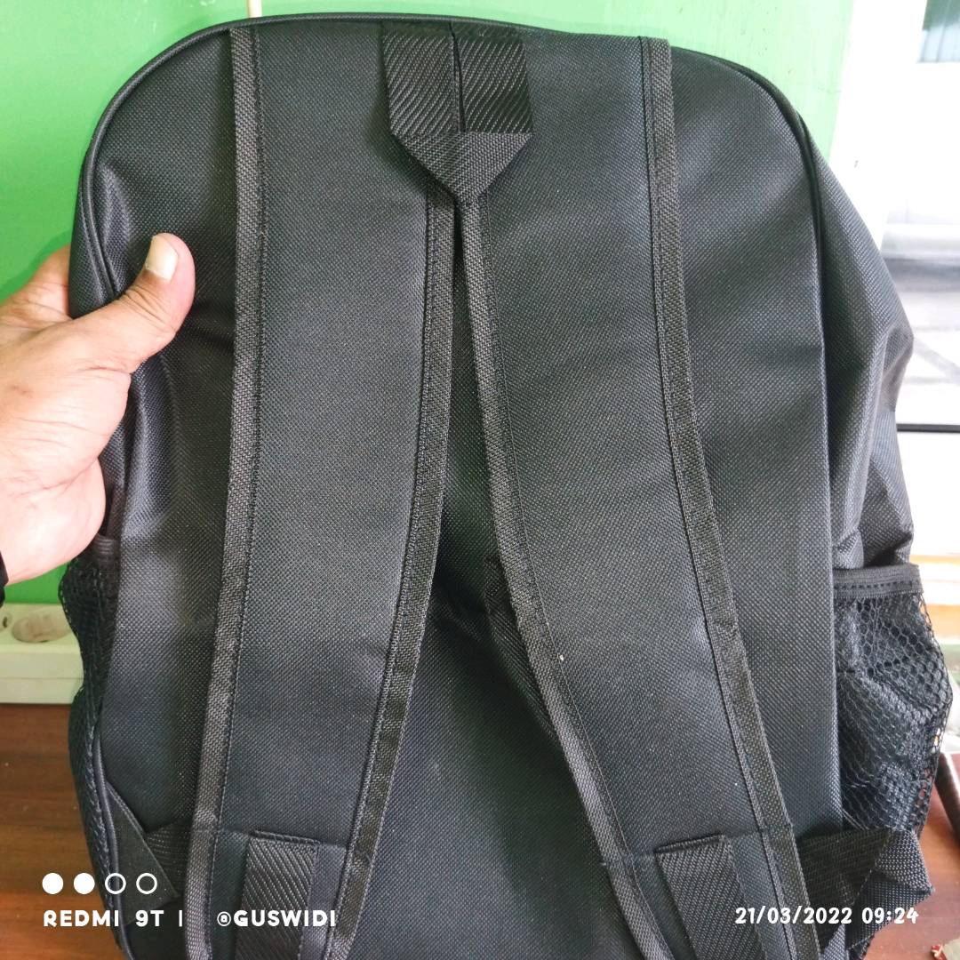 Tas Ransel Pria Wanita Murah Ada Saku Laptop - Foto ulasan pembeli