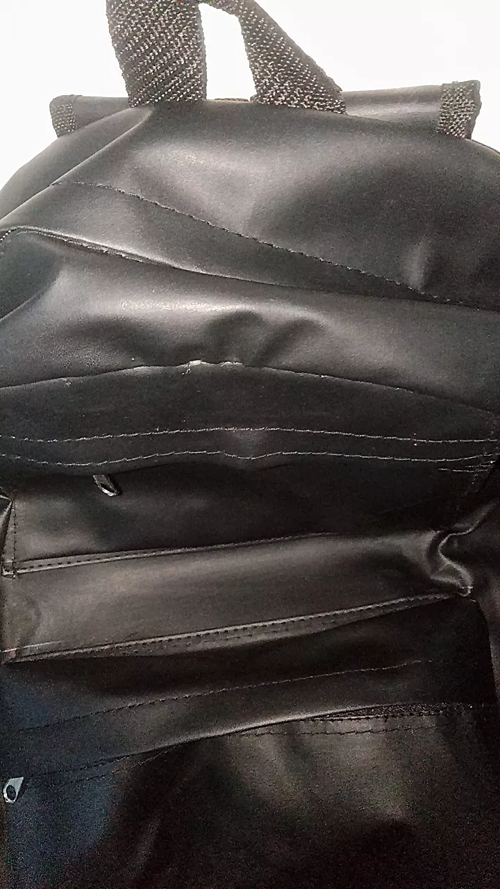 Tas Ransel Punggung Kulit Sekolah Pria Backpack Polos - Foto ulasan pembeli