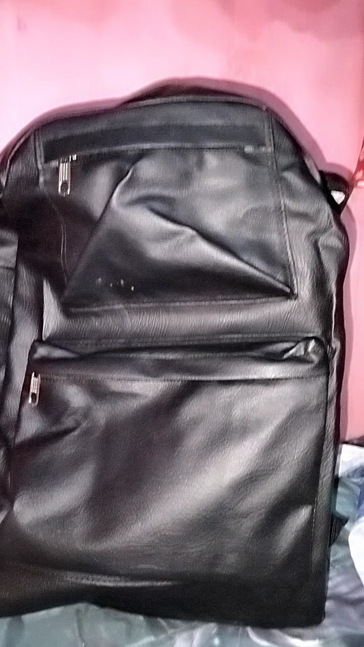 Tas Ransel Punggung Kulit Sekolah Pria Backpack Polos - Foto ulasan pembeli
