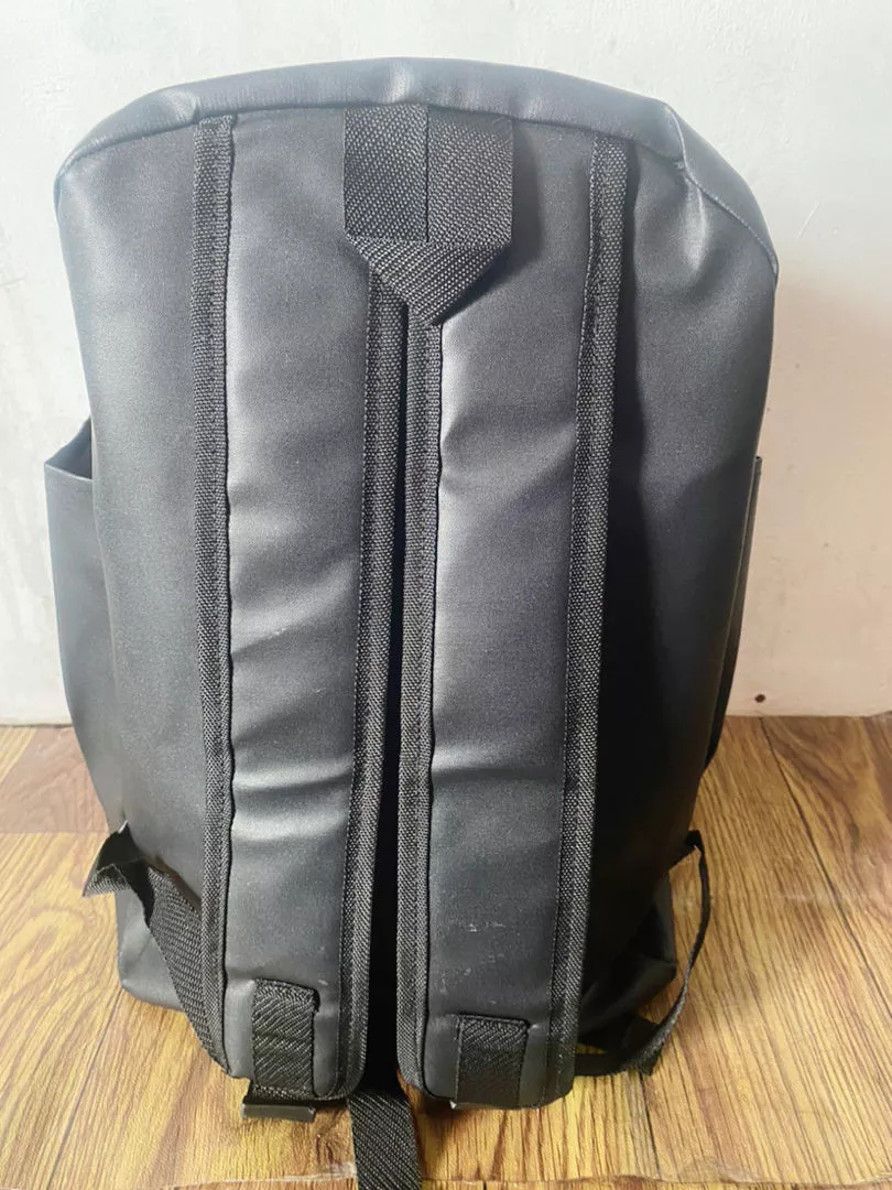 Tas Ransel Punggung Kulit Sekolah Pria Backpack Polos - Foto ulasan pembeli
