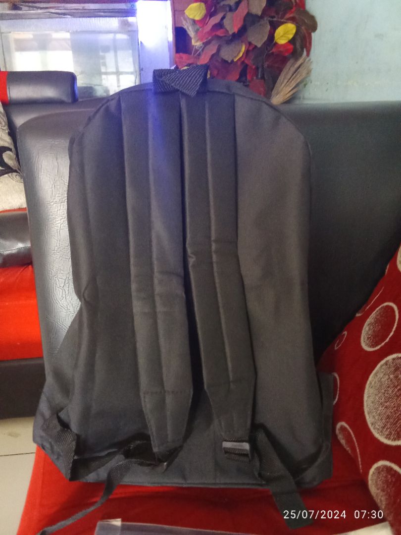 Tas Ransel Remaja Motif CLASIC Unisex Casual Backpack Bahan Kanvas Desain Simpel,Kuat,Tidak Mudah Luntur Dan Awet - Foto ulasan pembeli