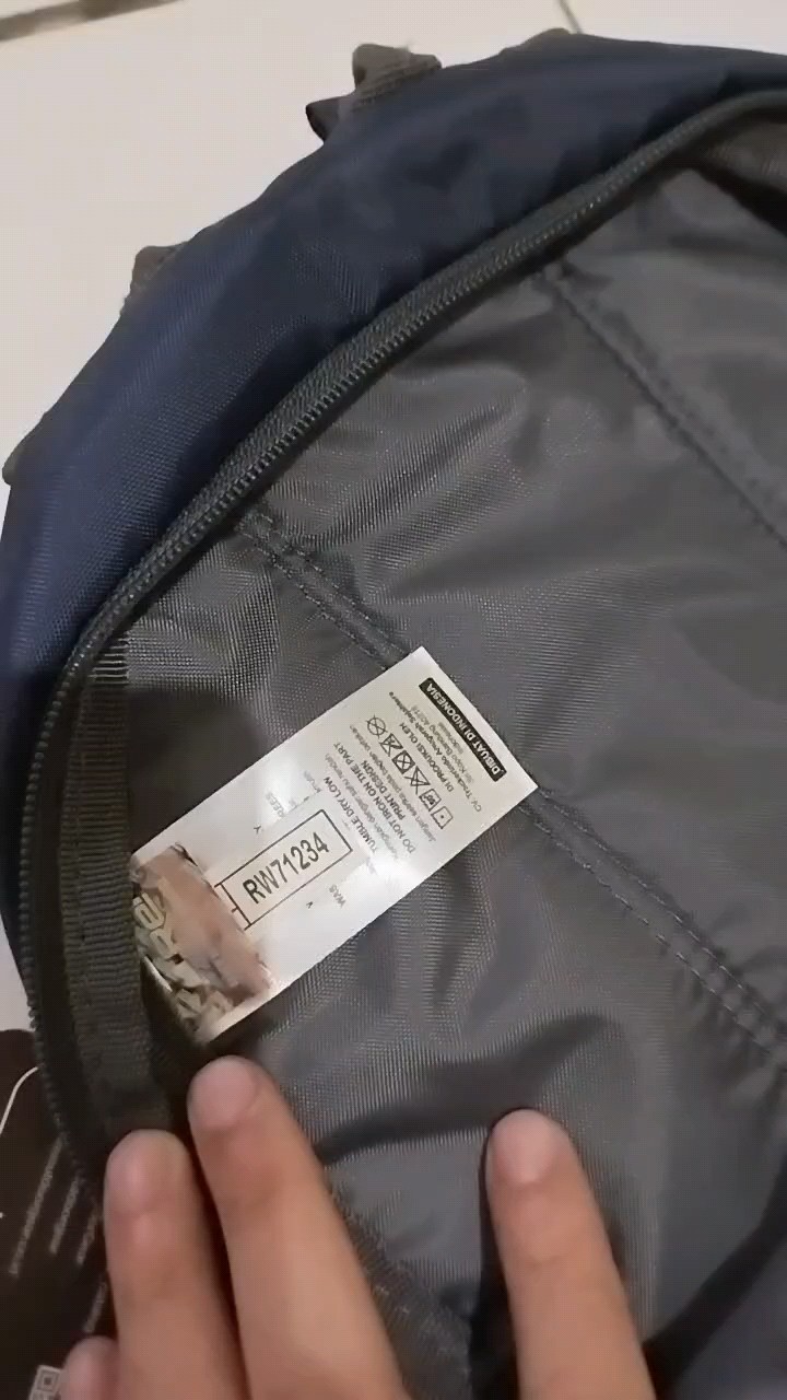 Tas Ransel Rei Mochilaa 10L+Raincover ORIGINAL - Foto ulasan pembeli