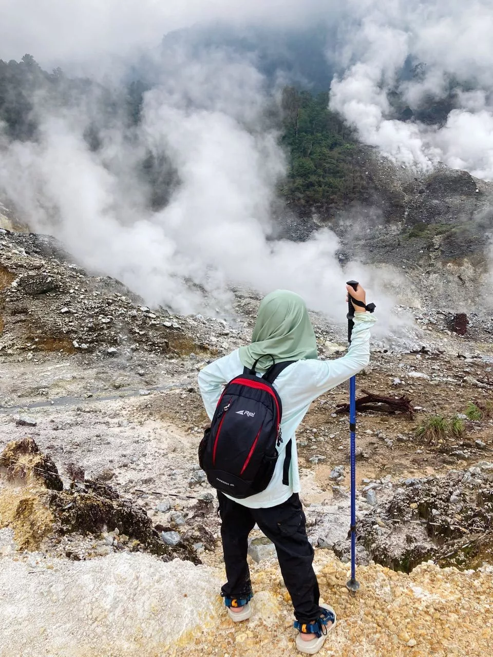 Tas Ransel Rei Mochilaa 10L+Raincover ORIGINAL - Foto ulasan pembeli
