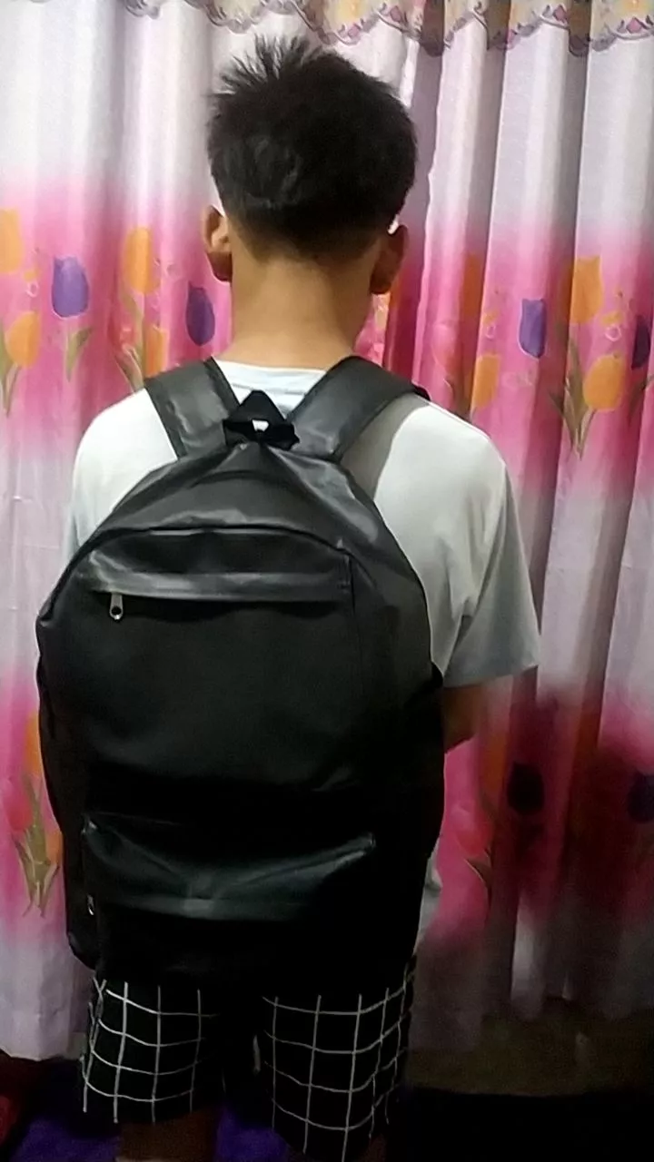 Tas Ransel Sekolah Gendong Kulit Backpack Pria - Foto ulasan pembeli
