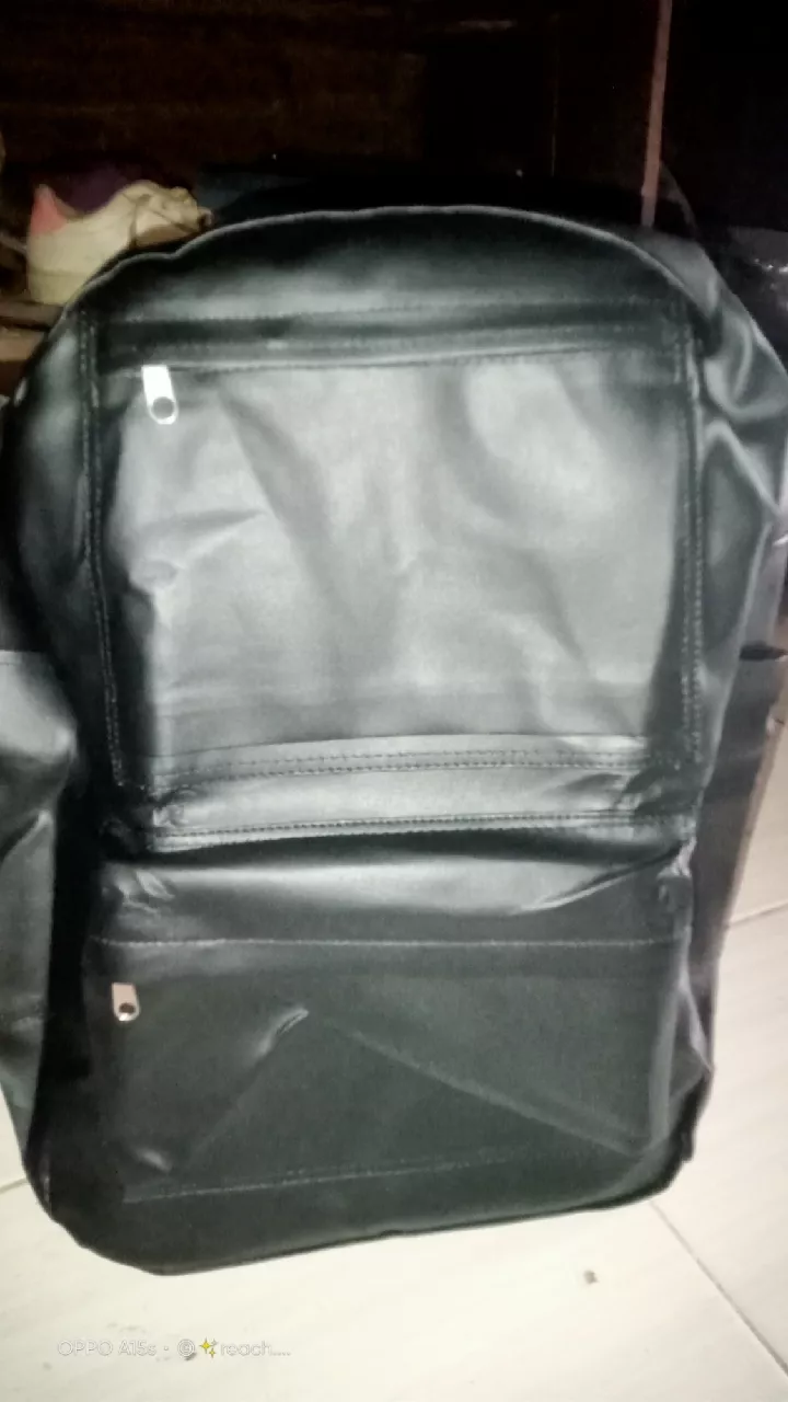 Tas Ransel Sekolah Gendong Kulit Backpack Pria - Foto ulasan pembeli