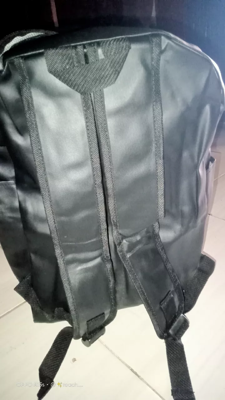 Tas Ransel Sekolah Gendong Kulit Backpack Pria - Foto ulasan pembeli