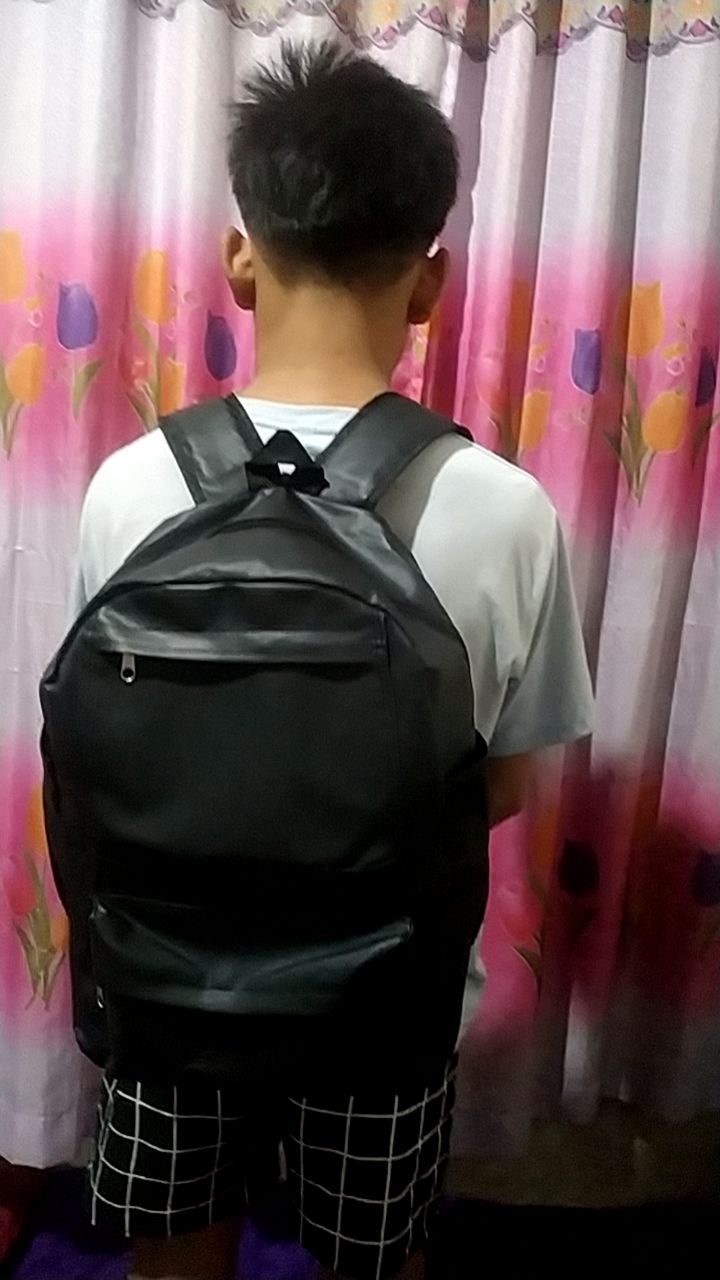 Tas Ransel Sekolah Gendong Kulit Backpack Pria - Foto ulasan pembeli