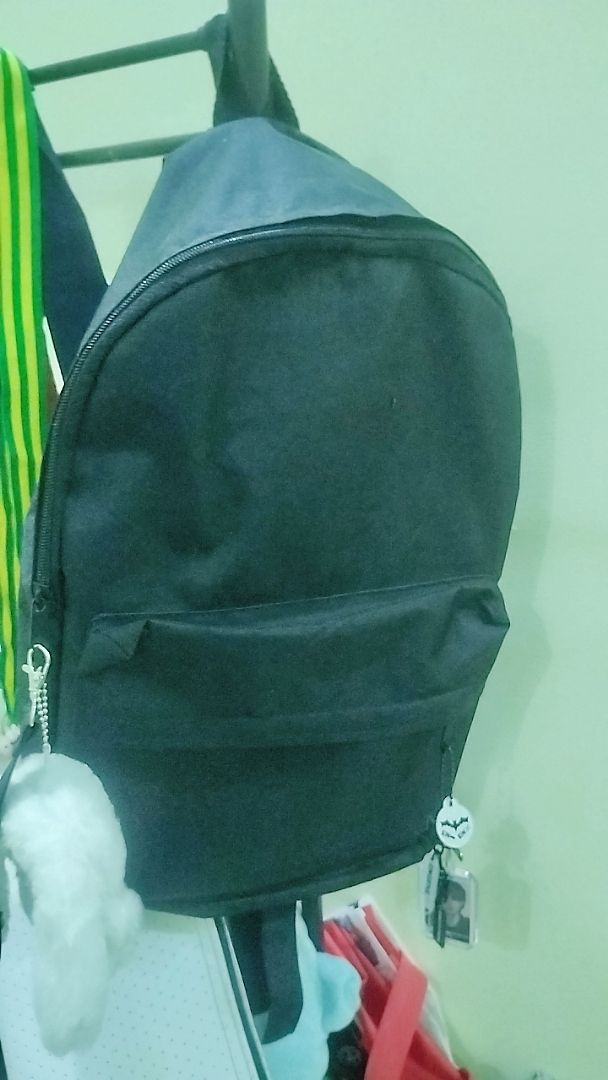 Tas Ransel Sekolah Polos Pria Wanita - Desain Simpel, Ringan, Uniseks Ukuran 37x42cm Muat Laptop - Foto ulasan pembeli