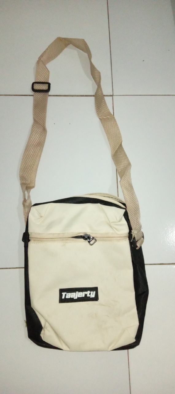Tas Selempang Bahu Slingbag Pria - Foto ulasan pembeli