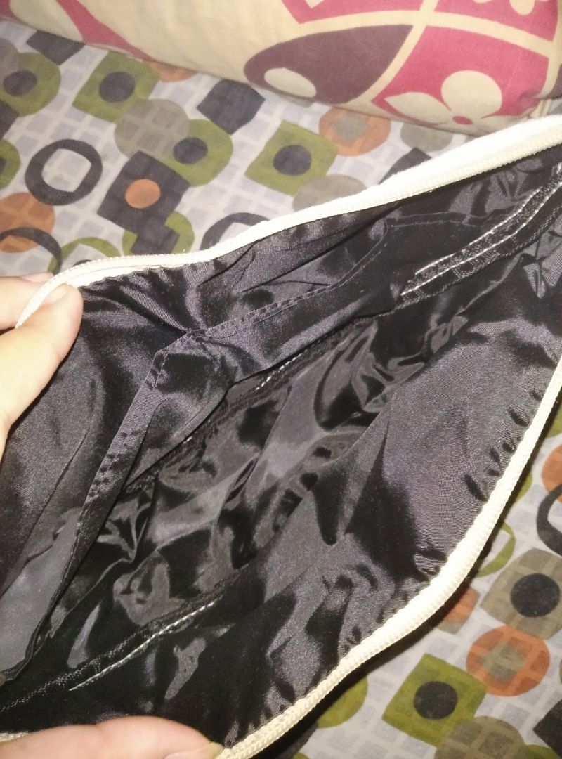 Tas Selempang Corduroy Loly Tas Slingbag Wanita Pushop - Foto ulasan pembeli
