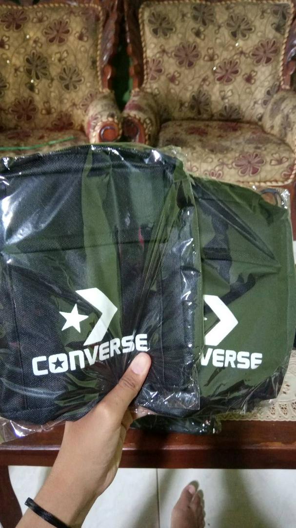 Tas Selempang Mini Pria Wanita Diskon 99% - Foto ulasan pembeli