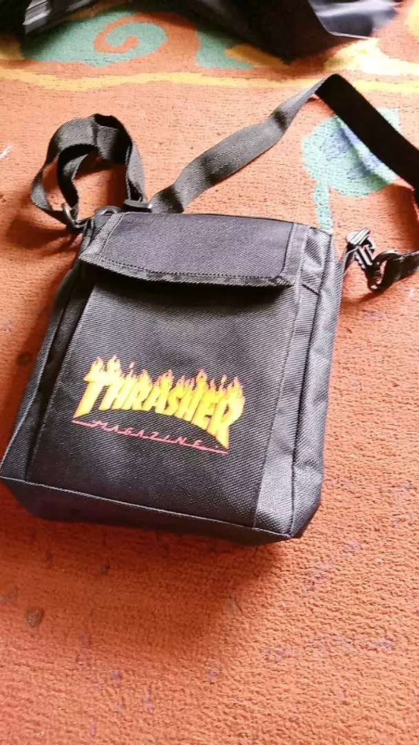 Tas Selempang Mini Pria Wanita Diskon 99% - Foto ulasan pembeli