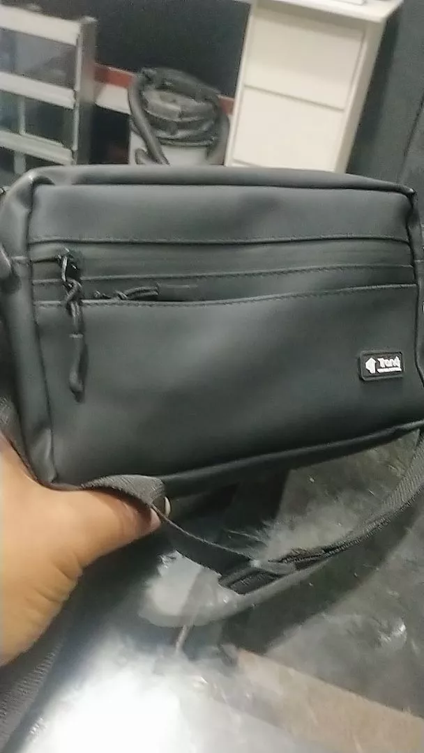 Tas Selempang Pria Anti Air Waterproof Sling Bag Pria 3in1 Tas Slempang Cowok Multifungsi Tas Bahu Pria Casual Kantor - Tranq - Foto ulasan pembeli