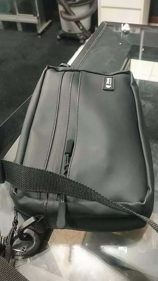 Tas Selempang Pria Anti Air Waterproof Sling Bag Pria 3in1 Tas Slempang Cowok Multifungsi Tas Bahu Pria Casual Kantor - Tranq - Foto ulasan pembeli