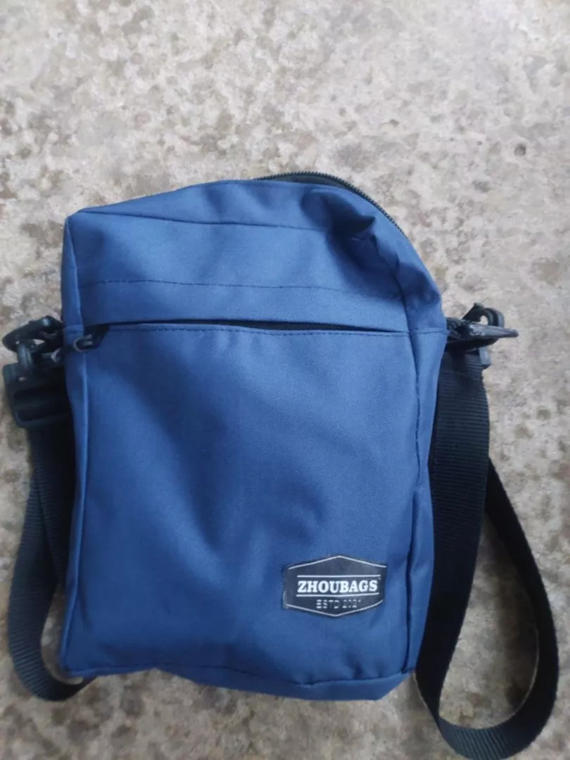 TAS SELEMPANG PRIA FASHION TERMURAH - Foto ulasan pembeli