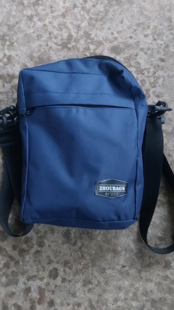 TAS SELEMPANG PRIA FASHION TERMURAH - Foto ulasan pembeli