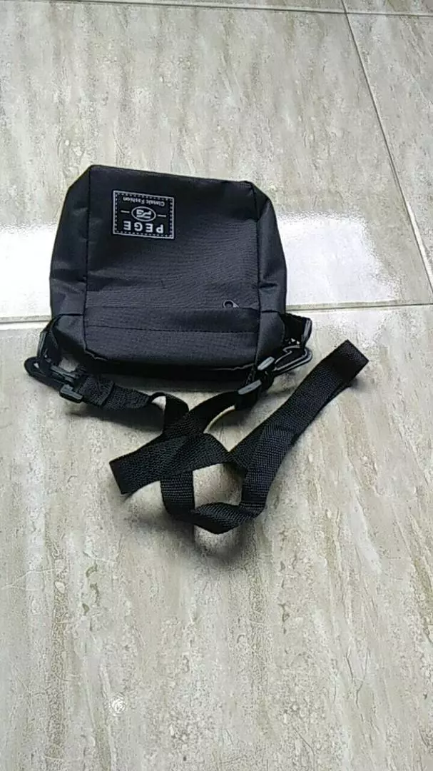 Tas Selempang Pria Hitam Keren Murah Cordura - Foto ulasan pembeli