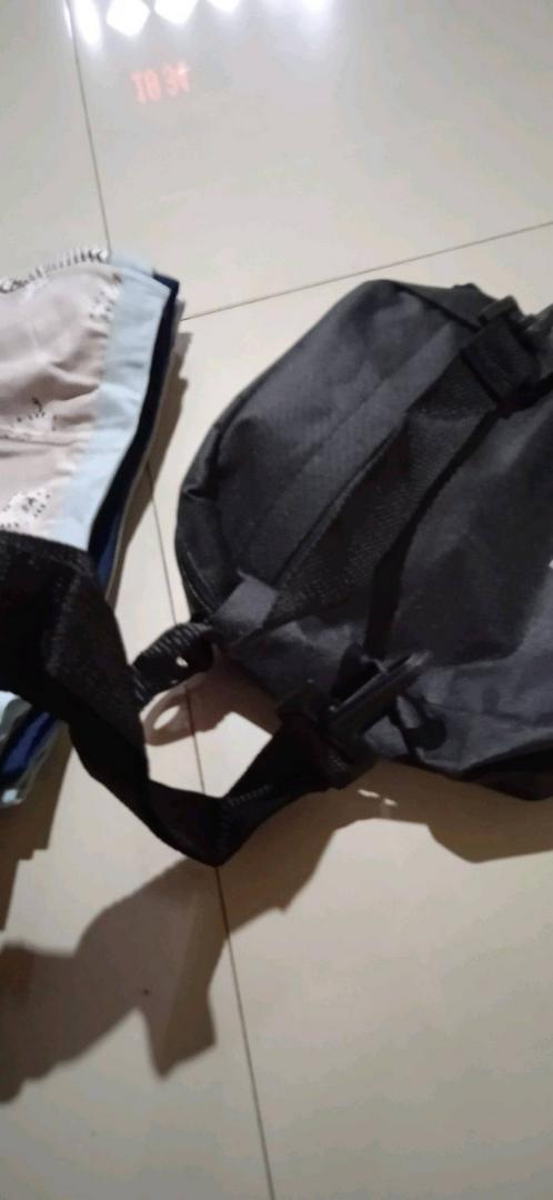 Tas Selempang Pria Hitam Keren Murah Cordura - Foto ulasan pembeli