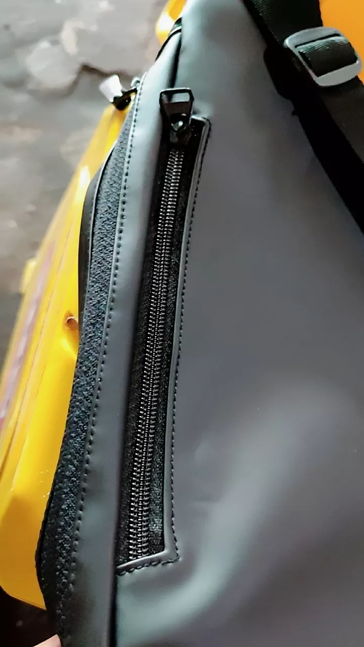 Tas Selempang Pria Sanji Waterproof Premium Hitam - Foto ulasan pembeli