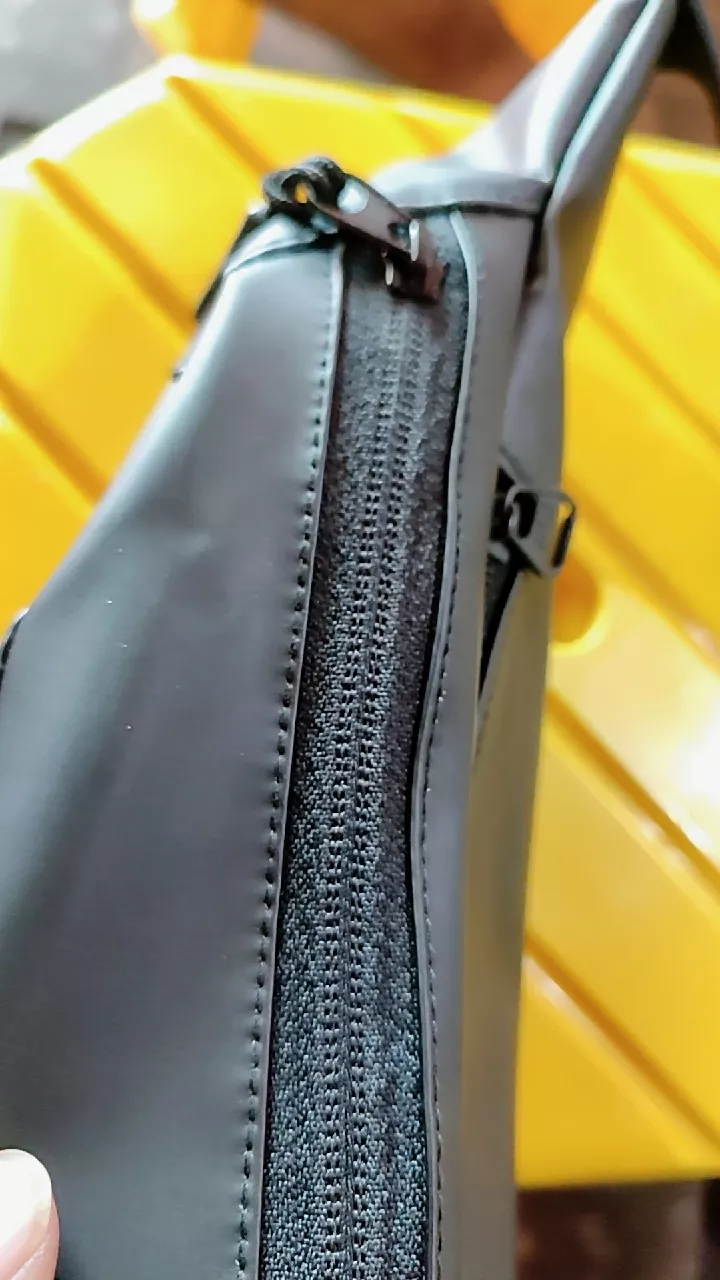 Tas Selempang Pria Sanji Waterproof Premium Hitam - Foto ulasan pembeli