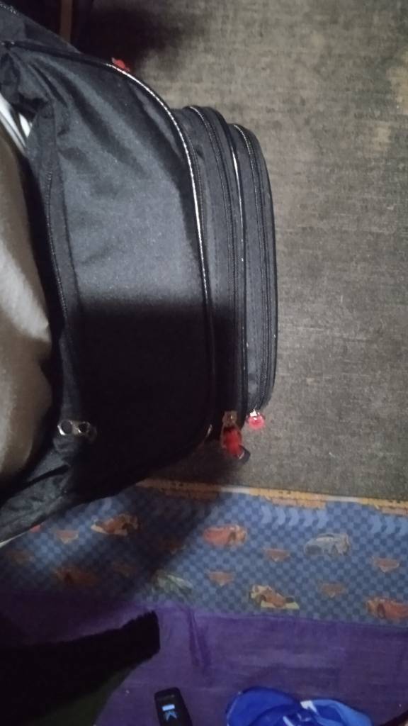 Tas Selempang Pria Tas Pinggang Wanita Tas Bahu Original Unisex - foto 4 dari 10