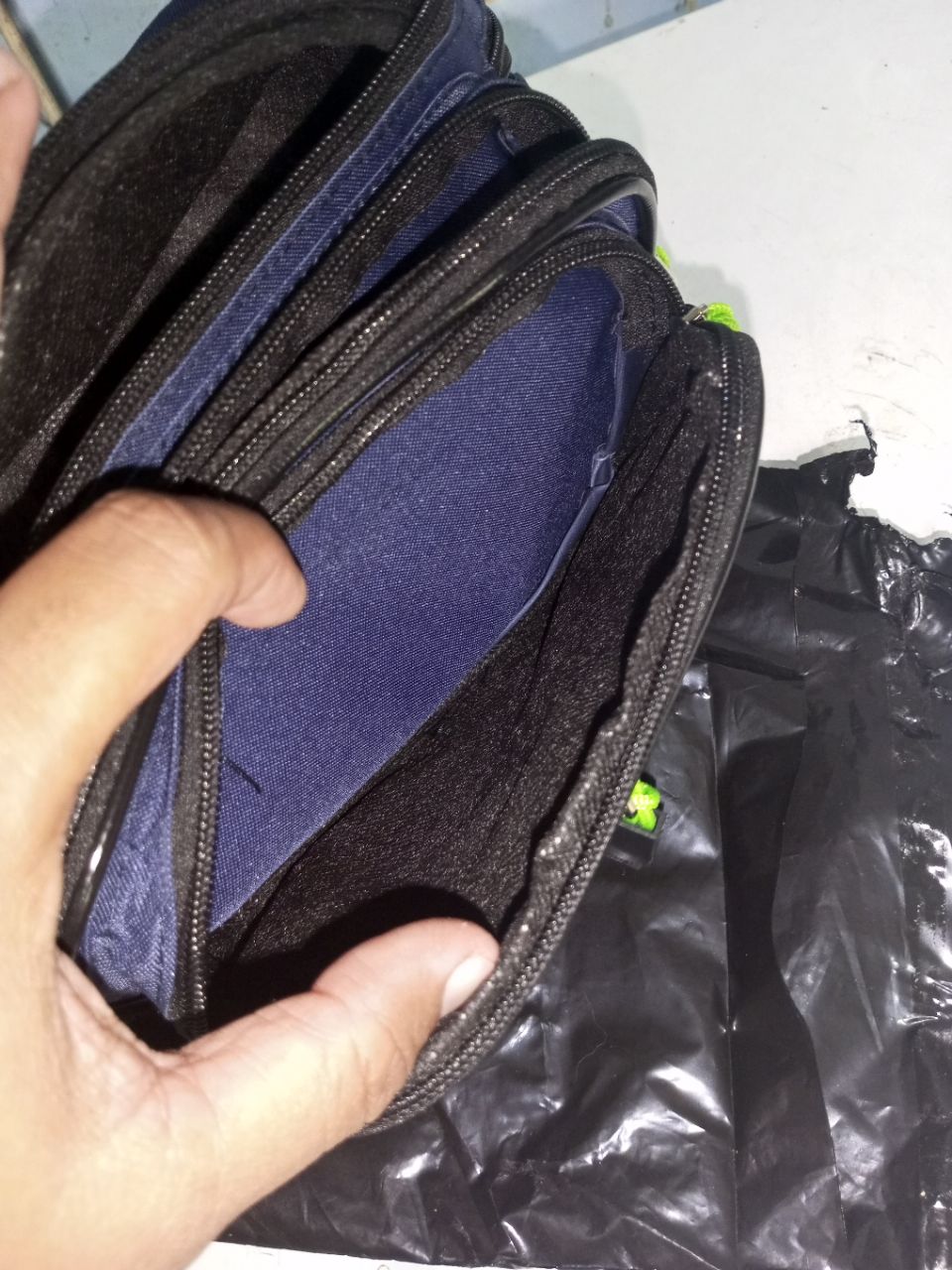 Tas Selempang Pria Tas Pinggang Wanita Tas Bahu Original Unisex - Foto ulasan pembeli