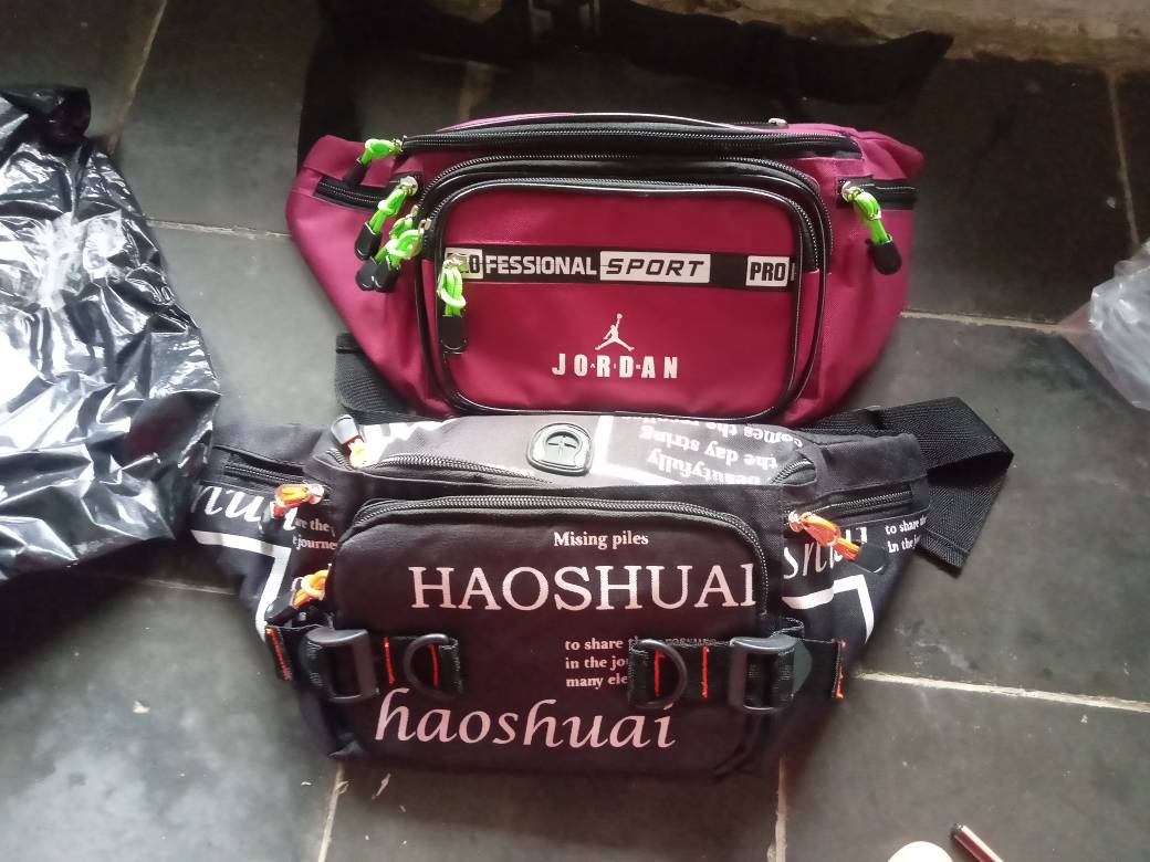 Tas Selempang Pria Tas Pinggang Wanita Tas Bahu Original Unisex - Foto ulasan pembeli
