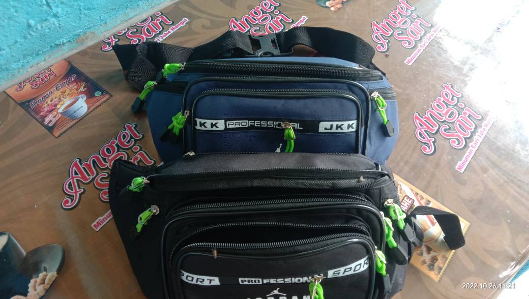 Tas Selempang Pria Tas Pinggang Wanita Tas Bahu Original Unisex - Foto ulasan pembeli