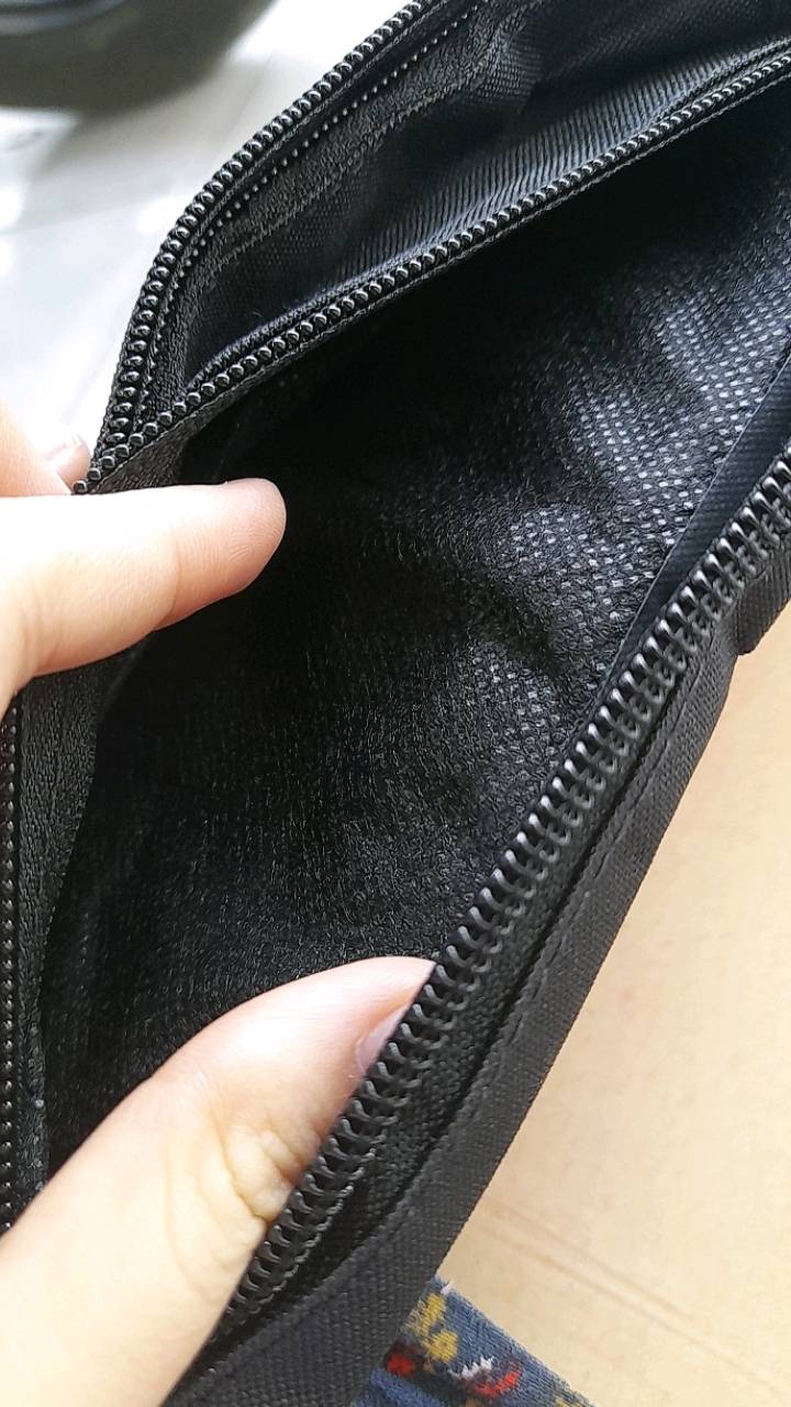 Tas Selempang Pria Trendy Praktis Untuk Outdoor - Foto ulasan pembeli