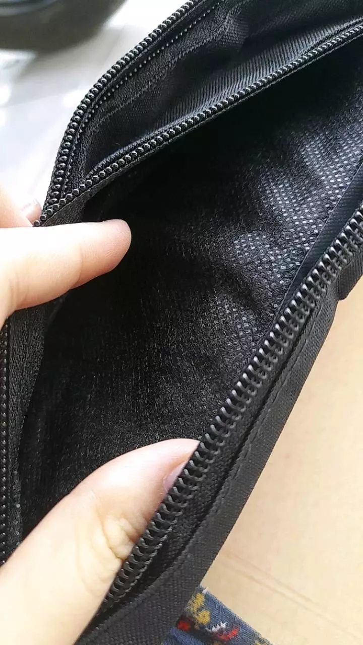 Tas Selempang Pria Trendy Praktis Untuk Outdoor - Foto ulasan pembeli