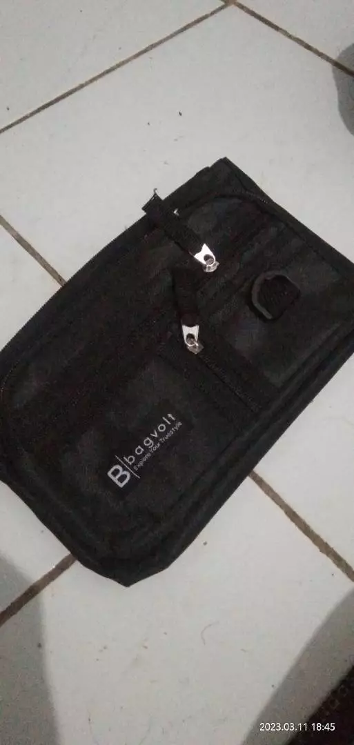 Tas Selempang Pria Youth Korea Hitam Army Nylon - Foto ulasan pembeli
