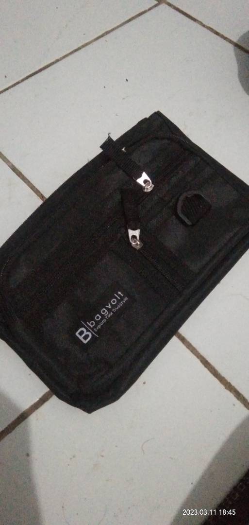 Tas Selempang Pria Youth Korea Hitam Army Nylon - Foto ulasan pembeli