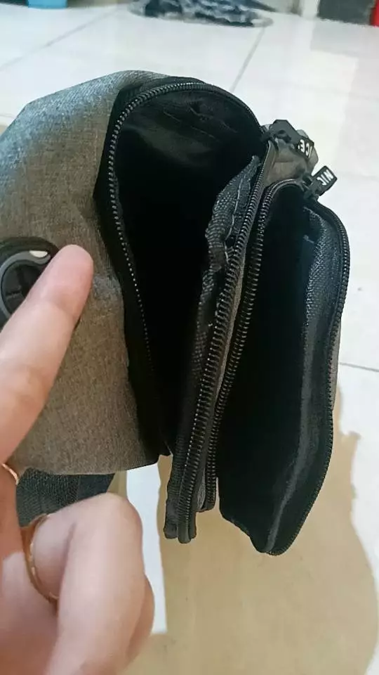Tas Selempang Slempang Pria Sling Bag Tas - B299 - Foto ulasan pembeli