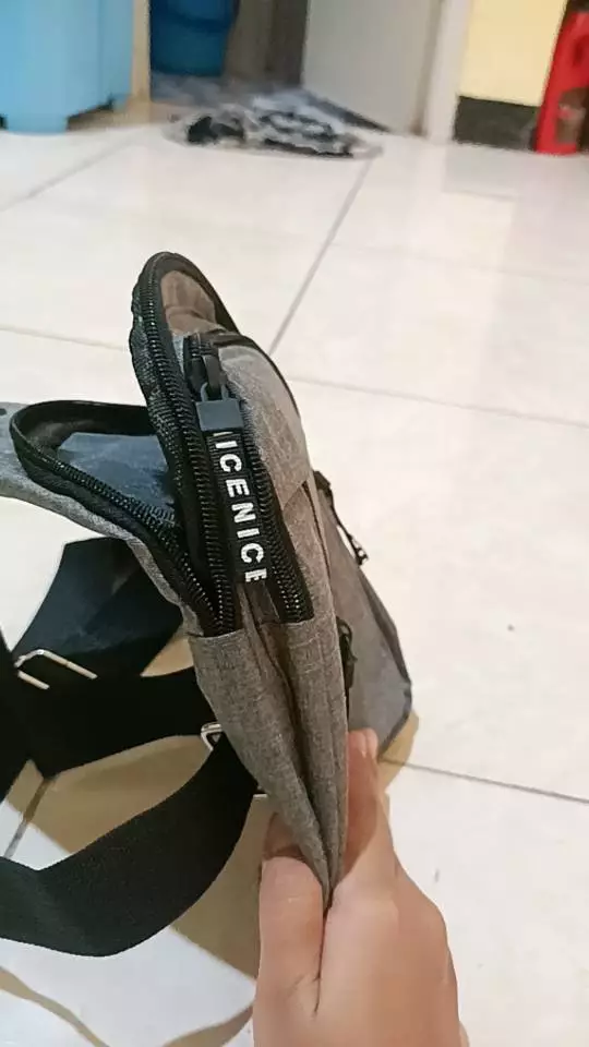 Tas Selempang Slempang Pria Sling Bag Tas - B299 - Foto ulasan pembeli