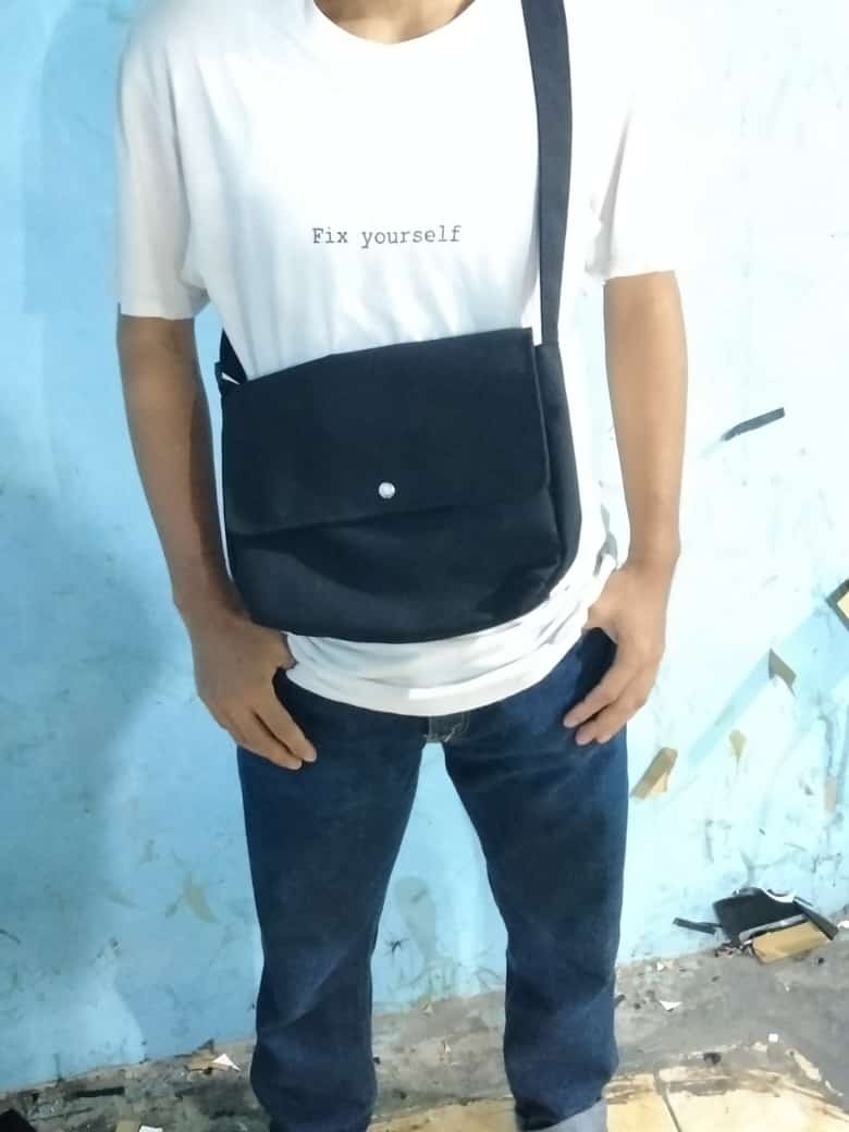 Tas Slengkang Kanvas Unisex Tali Tebal Kuat - foto 3 dari 10