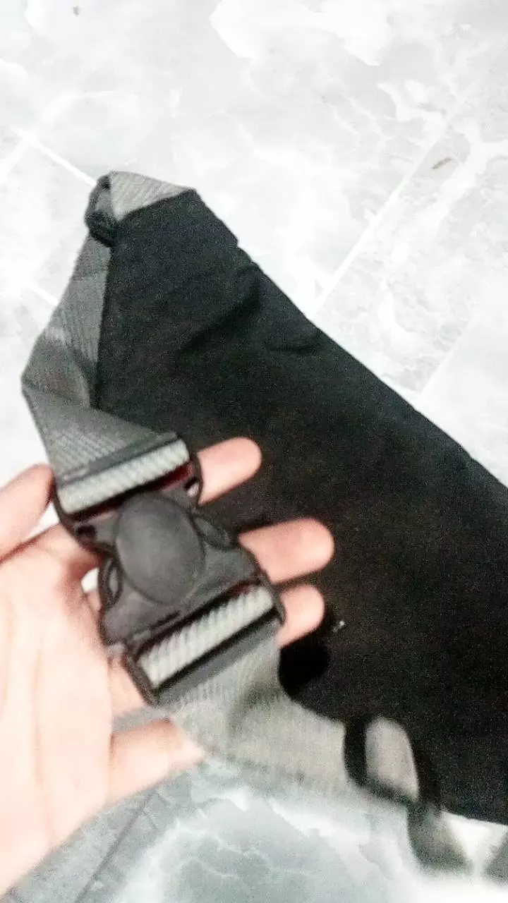 Tas Waistbag New Tapax minion jimmy navy FREE PIN SMILE - Foto ulasan pembeli