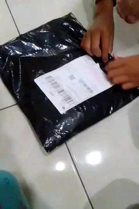 TGS Tas Selempang Pria Casual Dinir Murah - Foto ulasan pembeli