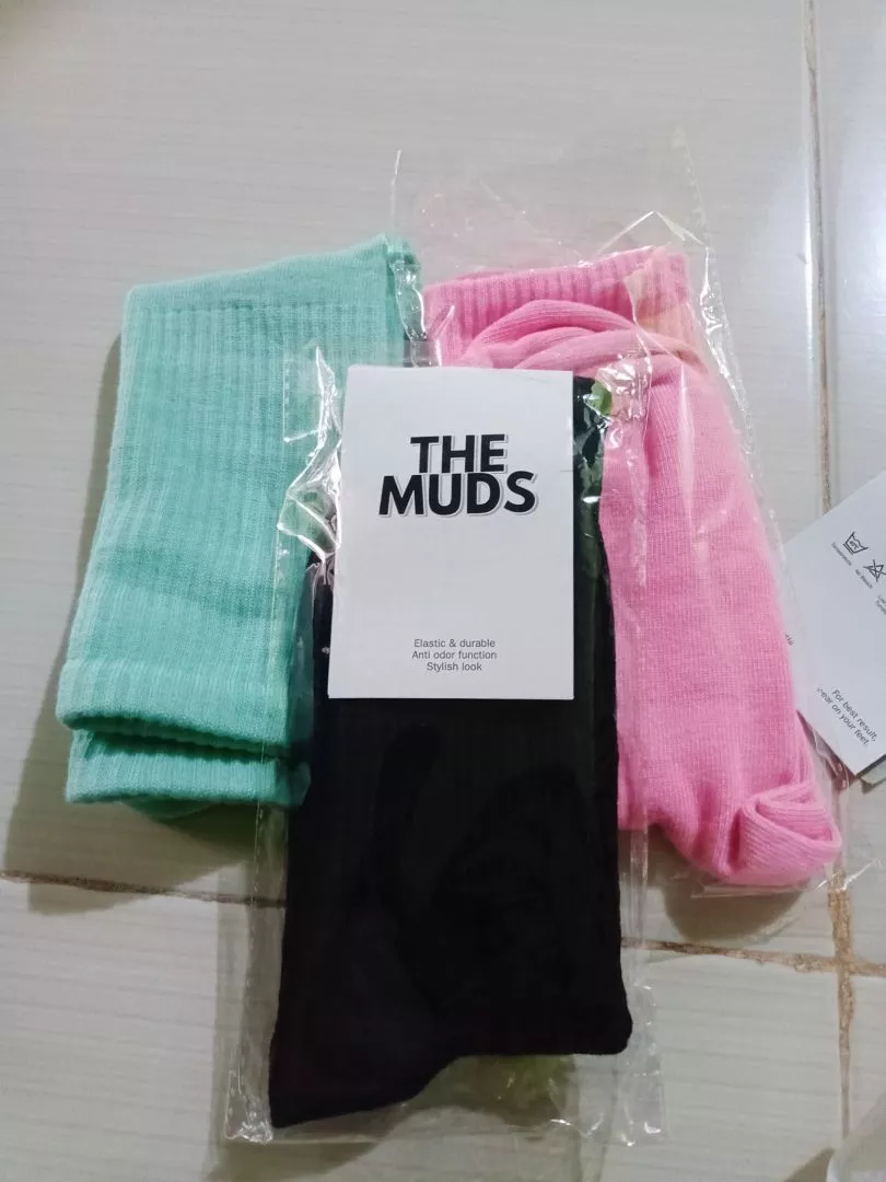 THE MUDS - Kaos Kaki Oldschool Basic Series - Foto ulasan pembeli