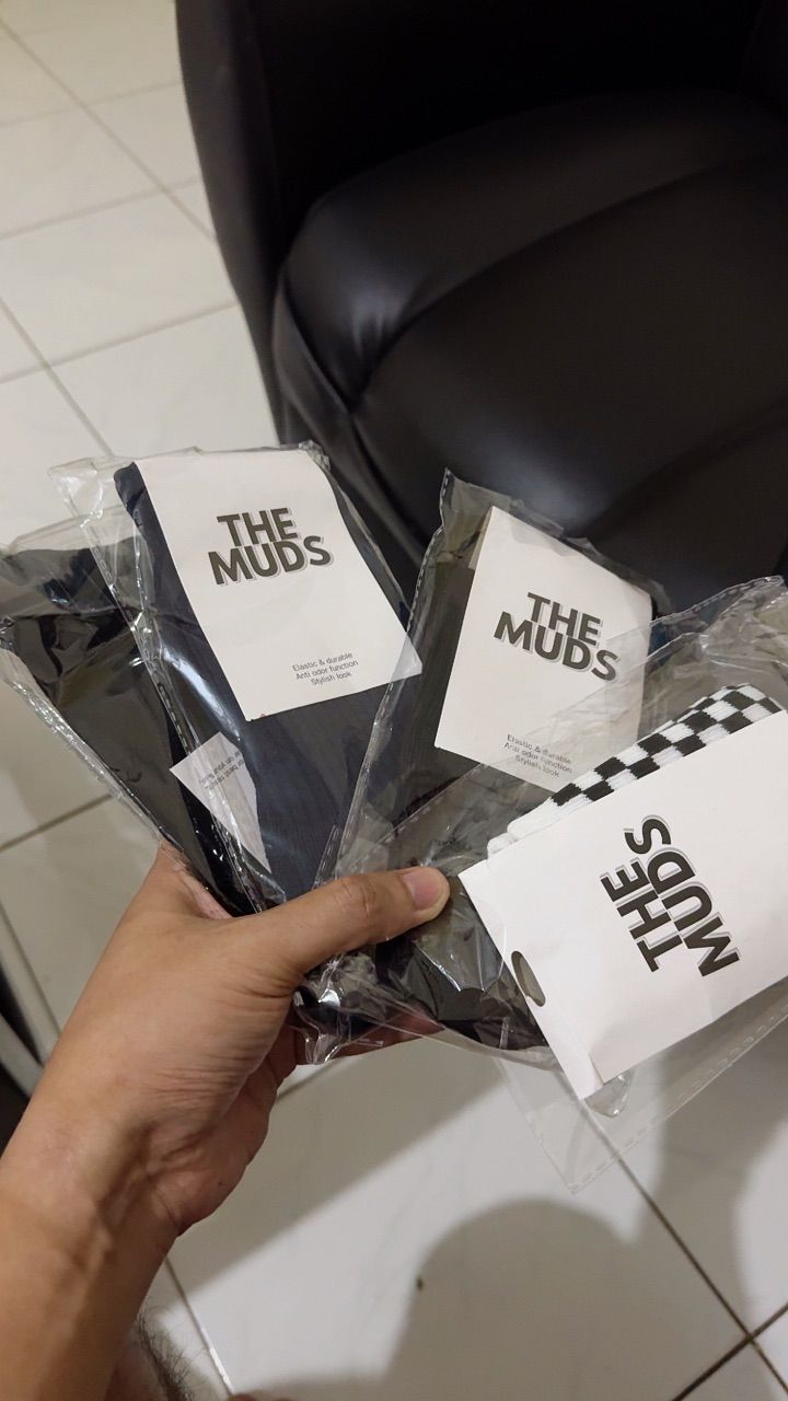 THE MUDS - Kaos Kaki Oldschool Basic Series - Foto ulasan pembeli