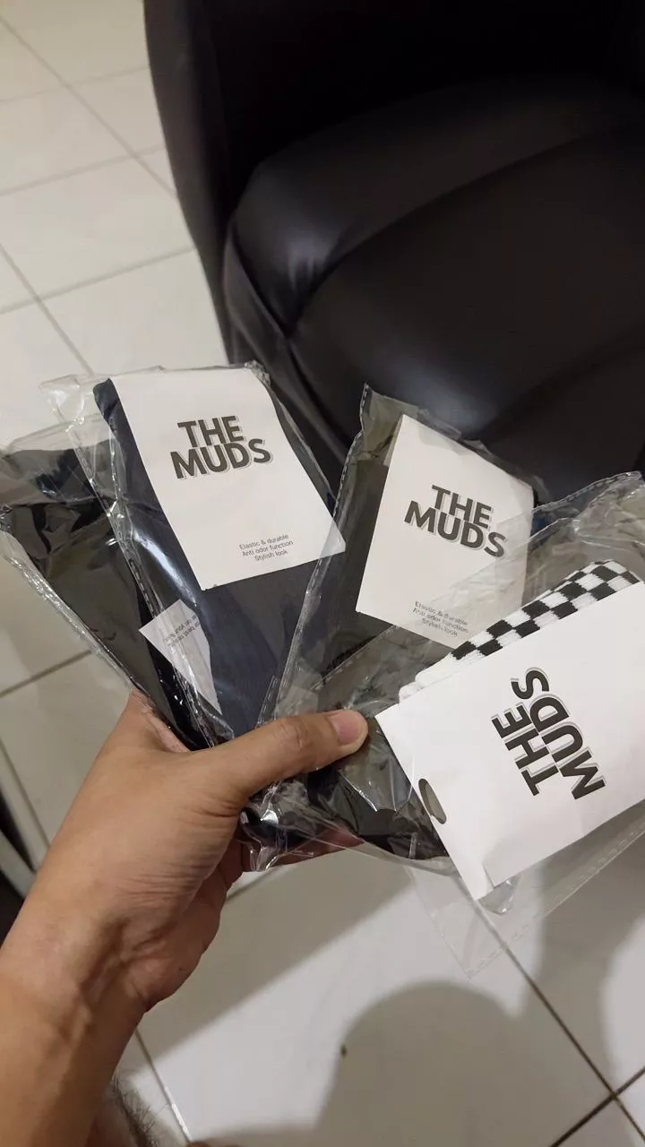 THE MUDS - Kaos Kaki Oldschool Basic Series - Foto ulasan pembeli