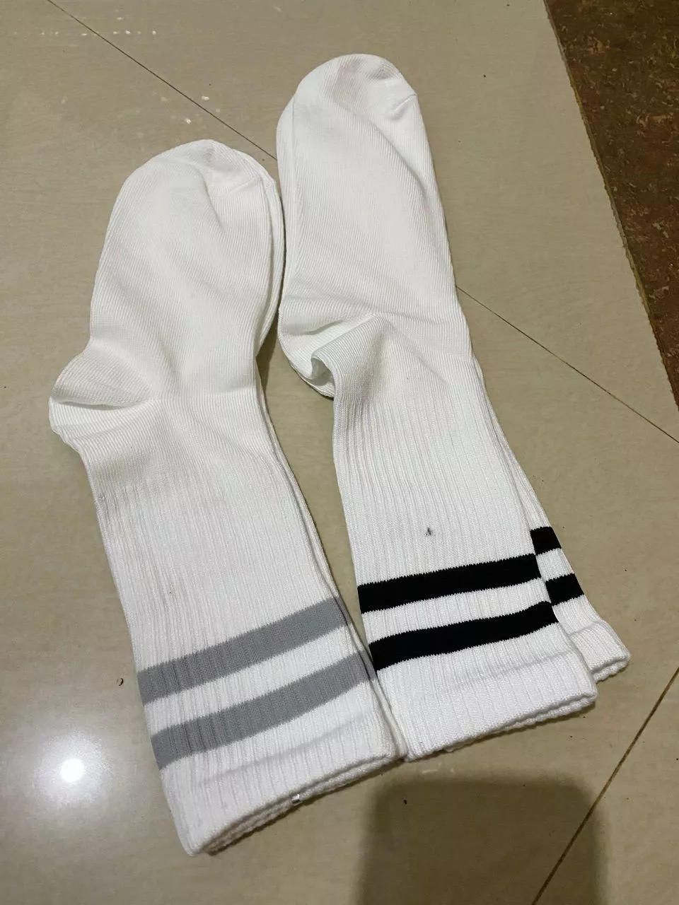 THE MUDS - Kaos Kaki Oldschool Motif Stripe 2 - Foto ulasan pembeli