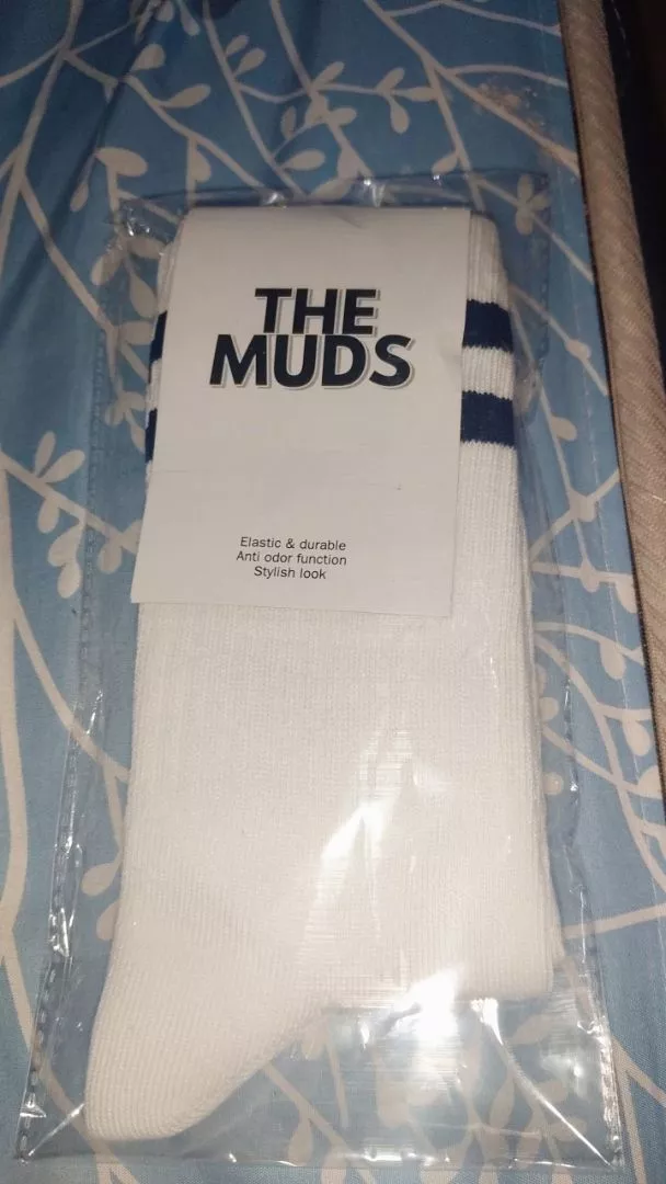 THE MUDS - Kaos Kaki Oldschool Motif Stripe 2 - Foto ulasan pembeli