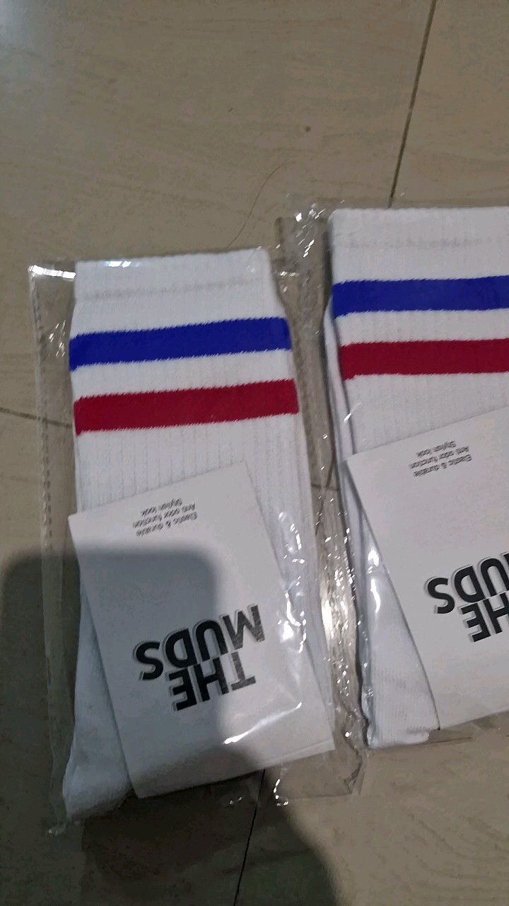 THE MUDS - Kaos Kaki Oldschool Motif Stripe 2 - Foto ulasan pembeli