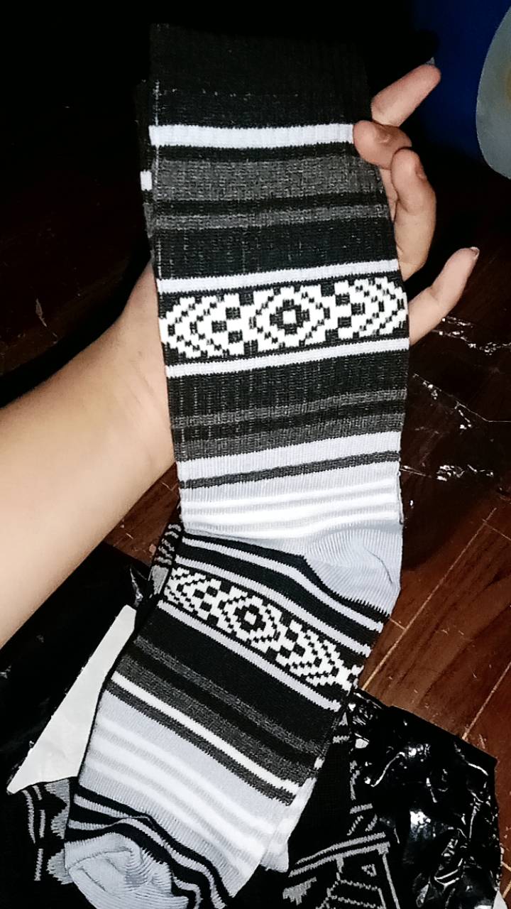 THE HAWKING - Kaos Kaki Oldschool Unisex Mid Calf Motif Tribal Signature Series - Foto ulasan pembeli